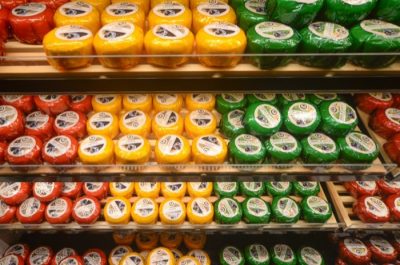 How to Choose Brand Colors and What Color Says About Your Business